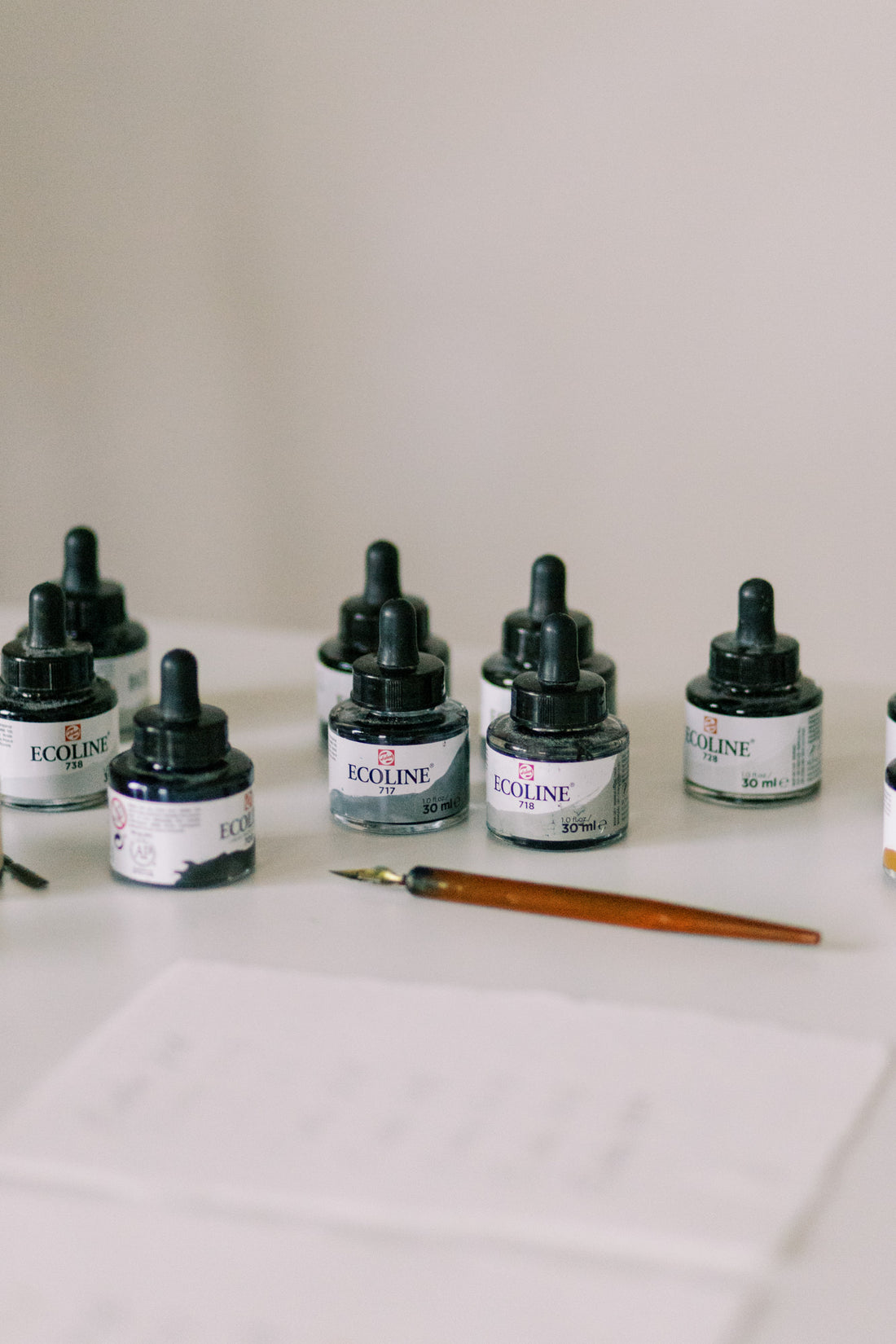 Bring your handmade paper creations to life with the bright and blendable Ecoline inks. With their vibrant hues and ability to mix and blend easily, these inks are perfect for creating stunning works of art on any handmade paper surface.