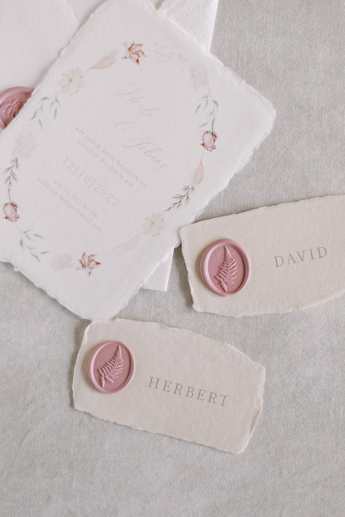Wedding Invitation Inspiration: Engage in a Creative Journey with Handmade Paper
