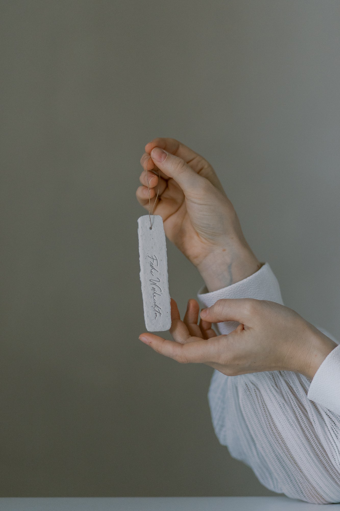 JOYEUX NOEL / Bone Glitter Small Letterpress Tags Set