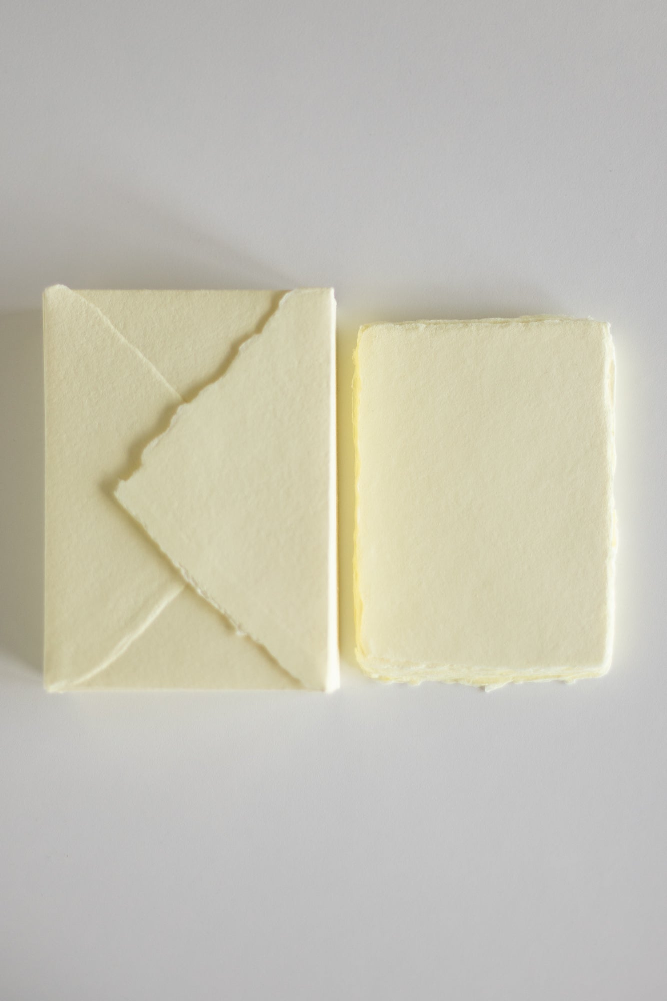 Yellow Sheets and Envelopes Set DIN A6